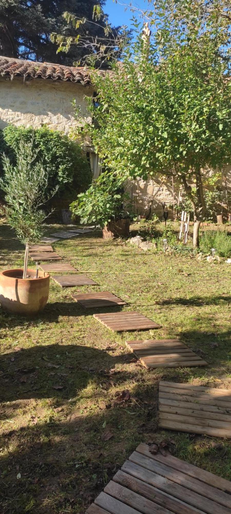 Varen Gite O Nature מראה חיצוני תמונה